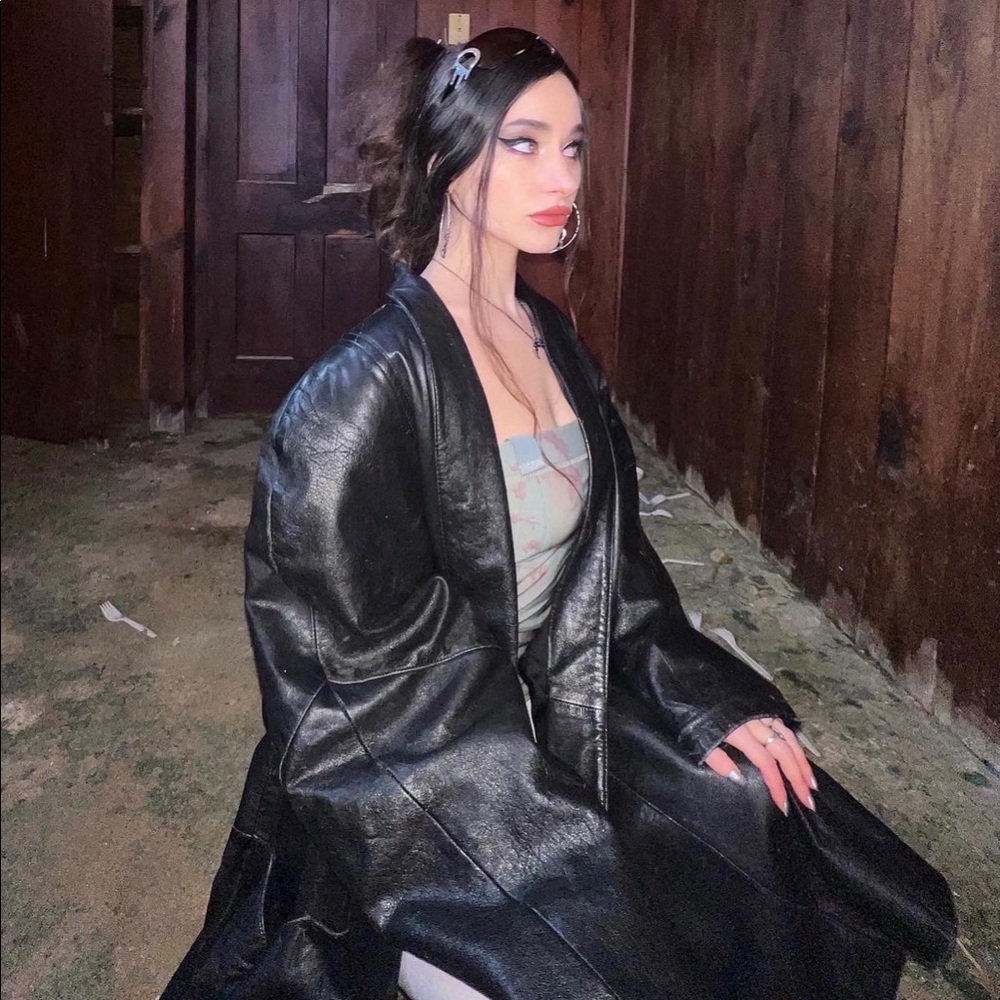Meet your Posher, Ariana